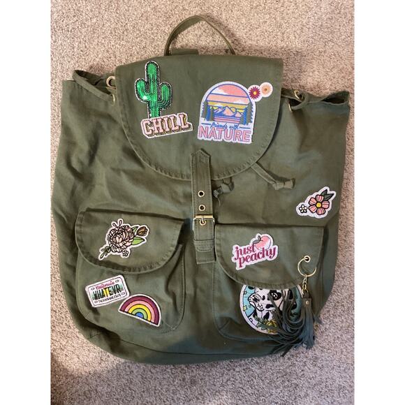 Justice Army Green Slouch/Boho Backpack Travel bag W/Patches 18x13x6.5 - Picture 4 of 4